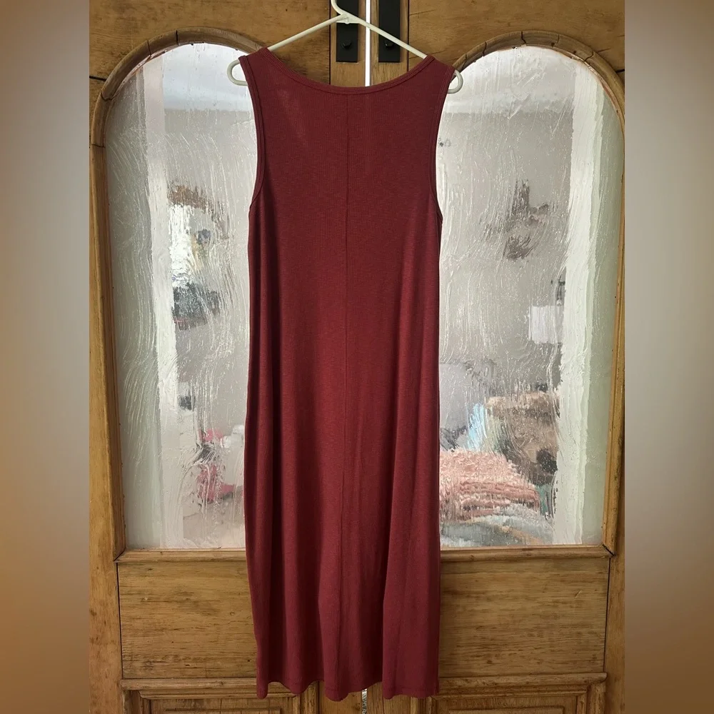 Universal Thread Sleeveless Red Midi Dress - Picture 3 of 3
